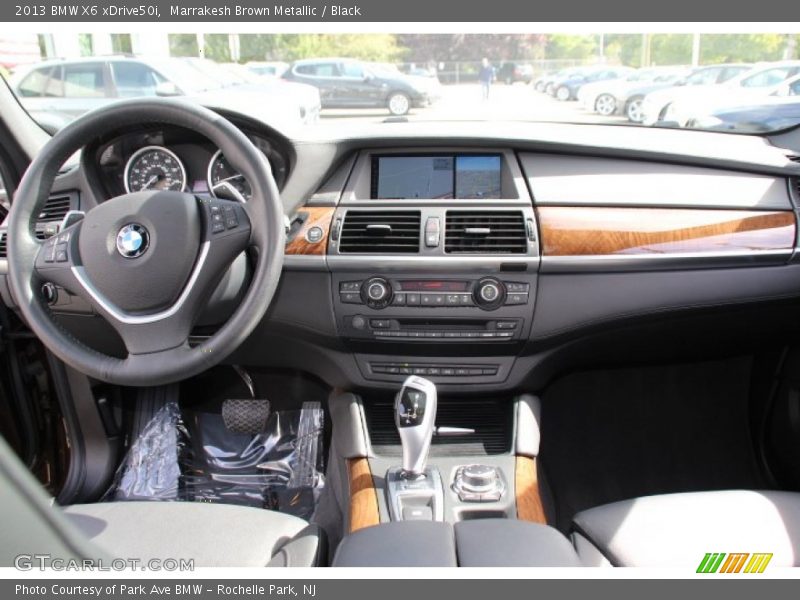 Dashboard of 2013 X6 xDrive50i