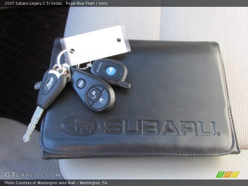 Regal Blue Pearl / Ivory 2007 Subaru Legacy 2.5i Sedan