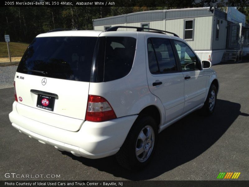 Alabaster White / Ash 2005 Mercedes-Benz ML 350 4Matic