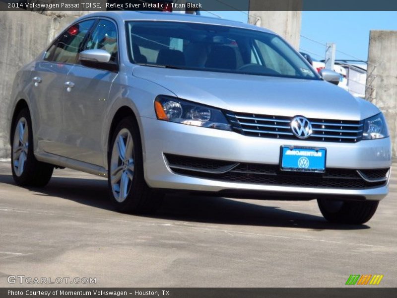 Reflex Silver Metallic / Titan Black 2014 Volkswagen Passat TDI SE