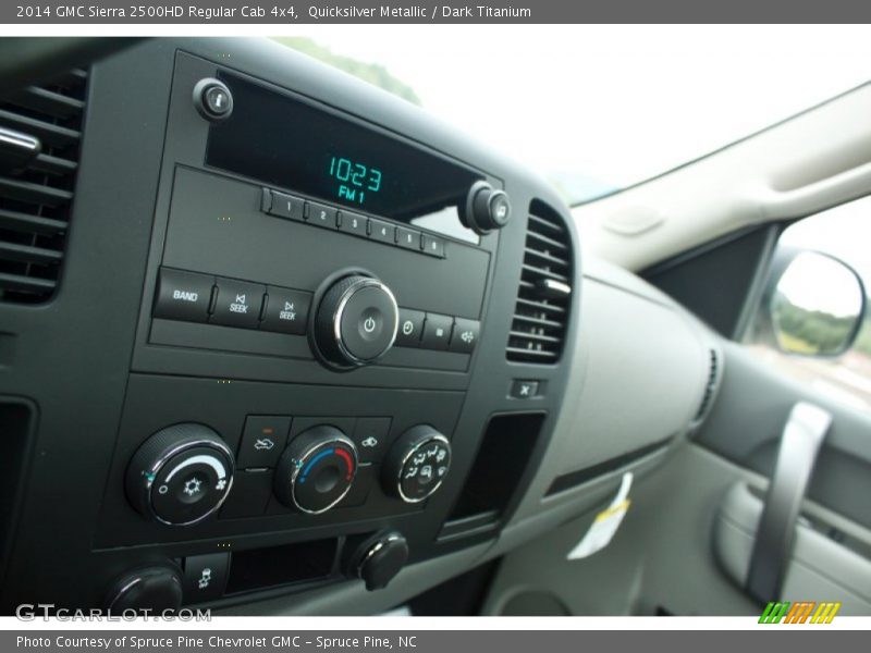 Quicksilver Metallic / Dark Titanium 2014 GMC Sierra 2500HD Regular Cab 4x4