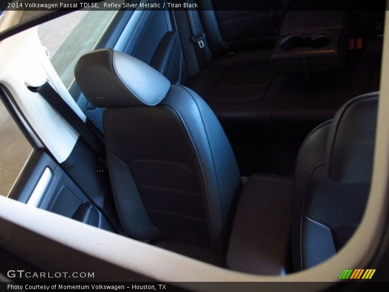 Reflex Silver Metallic / Titan Black 2014 Volkswagen Passat TDI SE