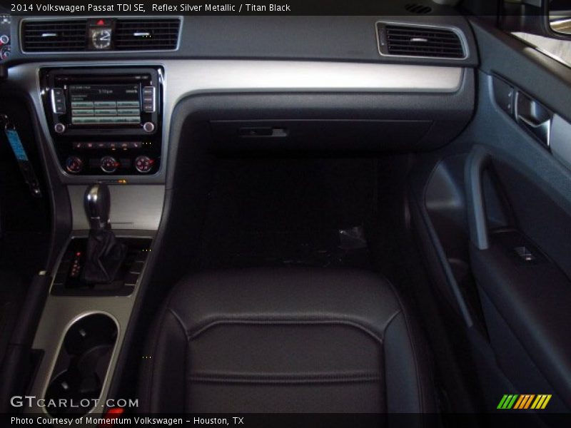 Reflex Silver Metallic / Titan Black 2014 Volkswagen Passat TDI SE