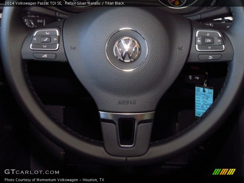Reflex Silver Metallic / Titan Black 2014 Volkswagen Passat TDI SE