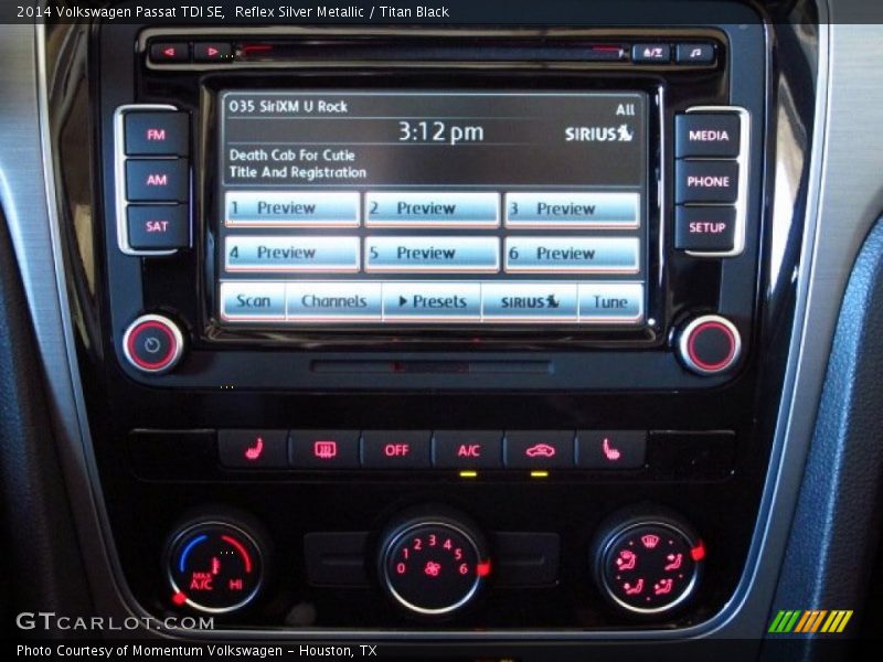 Reflex Silver Metallic / Titan Black 2014 Volkswagen Passat TDI SE