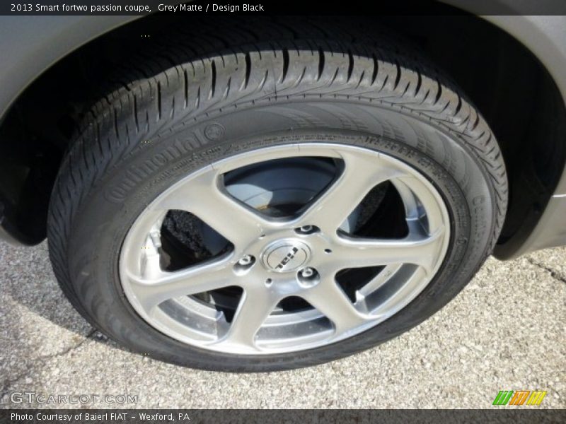 Grey Matte / Design Black 2013 Smart fortwo passion coupe