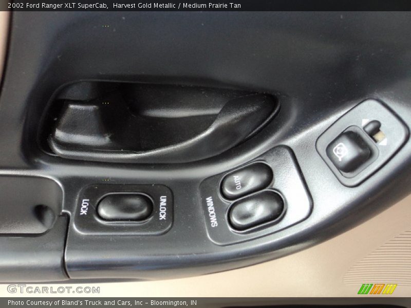 Harvest Gold Metallic / Medium Prairie Tan 2002 Ford Ranger XLT SuperCab
