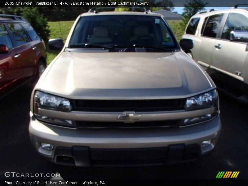 Sandstone Metallic / Light Cashmere/Ebony 2005 Chevrolet TrailBlazer LT 4x4