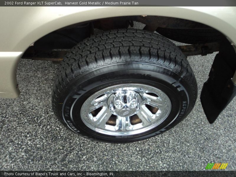 Harvest Gold Metallic / Medium Prairie Tan 2002 Ford Ranger XLT SuperCab