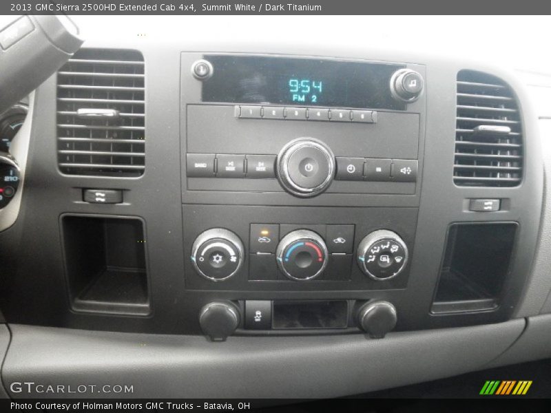 Summit White / Dark Titanium 2013 GMC Sierra 2500HD Extended Cab 4x4