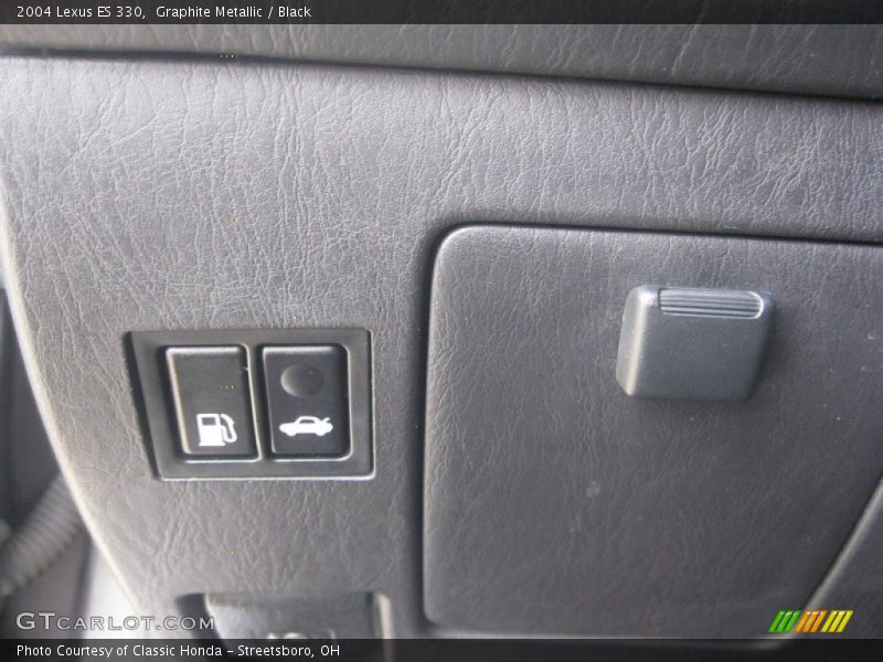 Graphite Metallic / Black 2004 Lexus ES 330