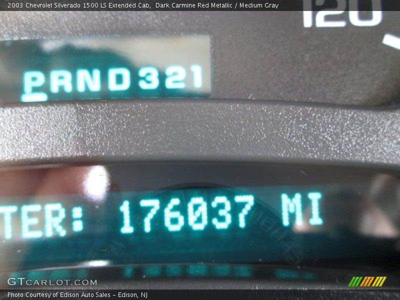 Dark Carmine Red Metallic / Medium Gray 2003 Chevrolet Silverado 1500 LS Extended Cab