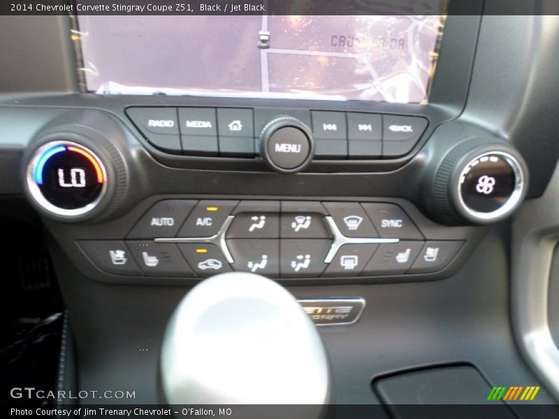 Controls of 2014 Corvette Stingray Coupe Z51