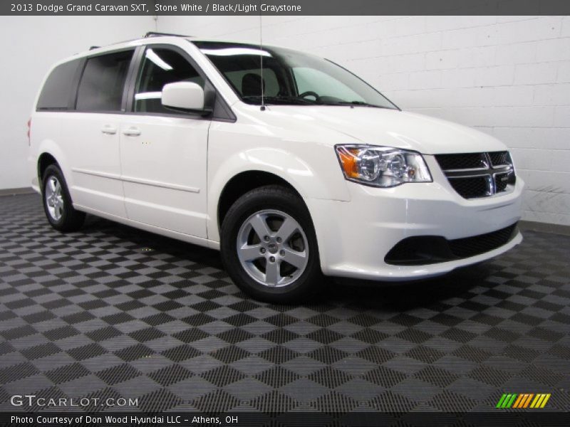 Stone White / Black/Light Graystone 2013 Dodge Grand Caravan SXT