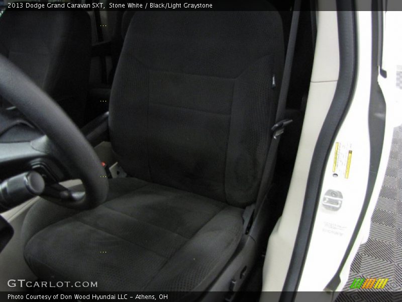 Stone White / Black/Light Graystone 2013 Dodge Grand Caravan SXT