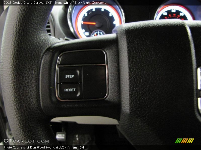 Stone White / Black/Light Graystone 2013 Dodge Grand Caravan SXT