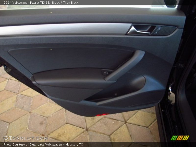 Black / Titan Black 2014 Volkswagen Passat TDI SE