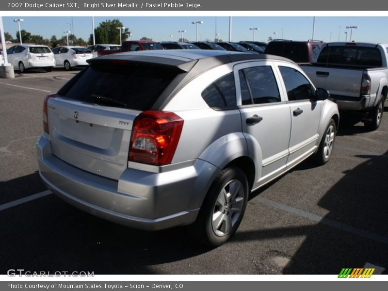 Bright Silver Metallic / Pastel Pebble Beige 2007 Dodge Caliber SXT