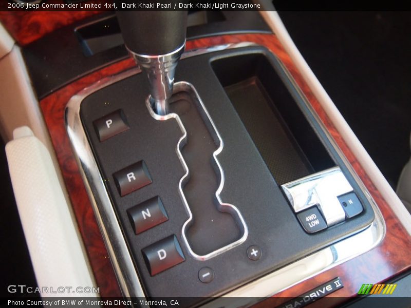 Dark Khaki Pearl / Dark Khaki/Light Graystone 2006 Jeep Commander Limited 4x4