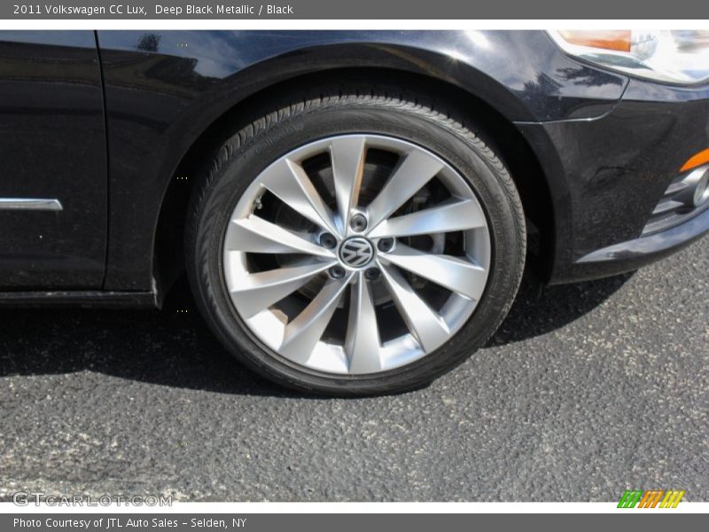Deep Black Metallic / Black 2011 Volkswagen CC Lux