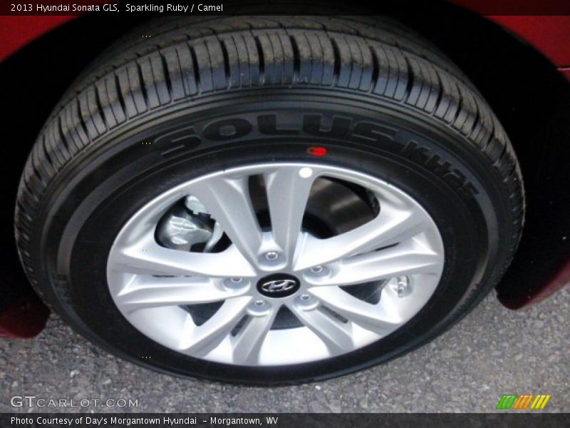 Sparkling Ruby / Camel 2013 Hyundai Sonata GLS