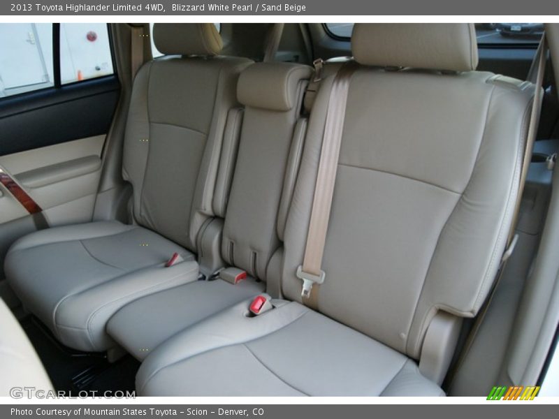 Blizzard White Pearl / Sand Beige 2013 Toyota Highlander Limited 4WD