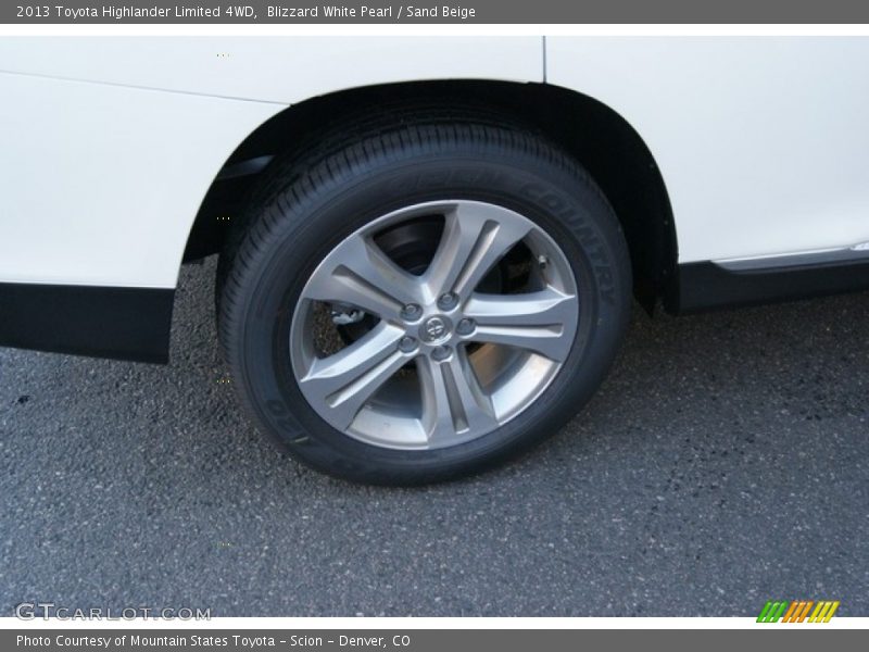 Blizzard White Pearl / Sand Beige 2013 Toyota Highlander Limited 4WD