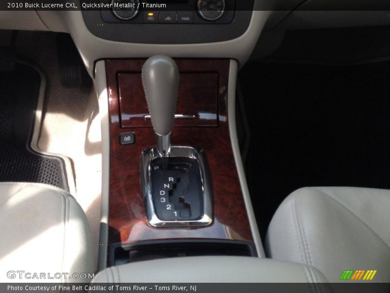 Quicksilver Metallic / Titanium 2010 Buick Lucerne CXL