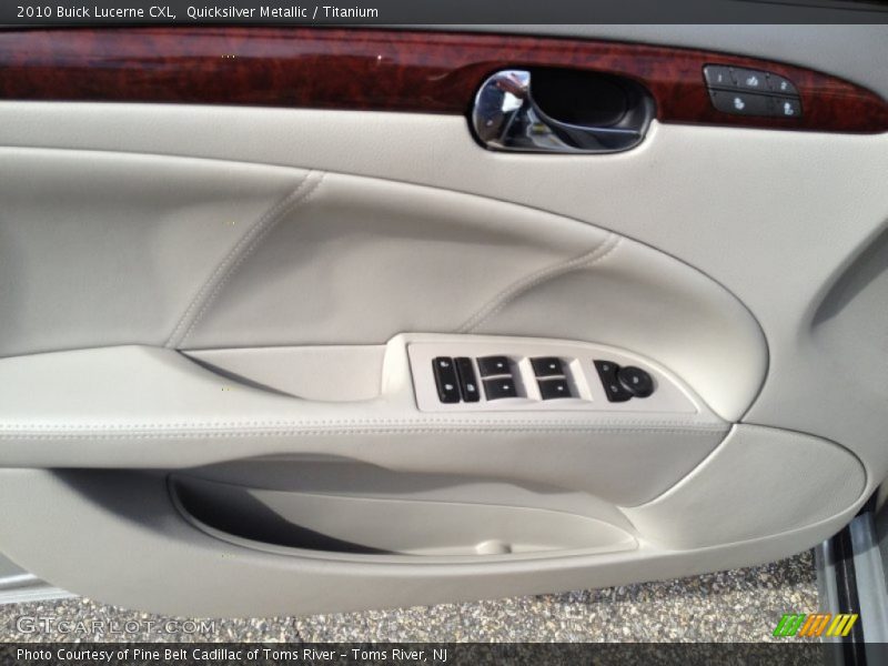 Quicksilver Metallic / Titanium 2010 Buick Lucerne CXL