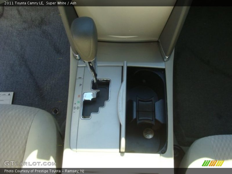 Super White / Ash 2011 Toyota Camry LE