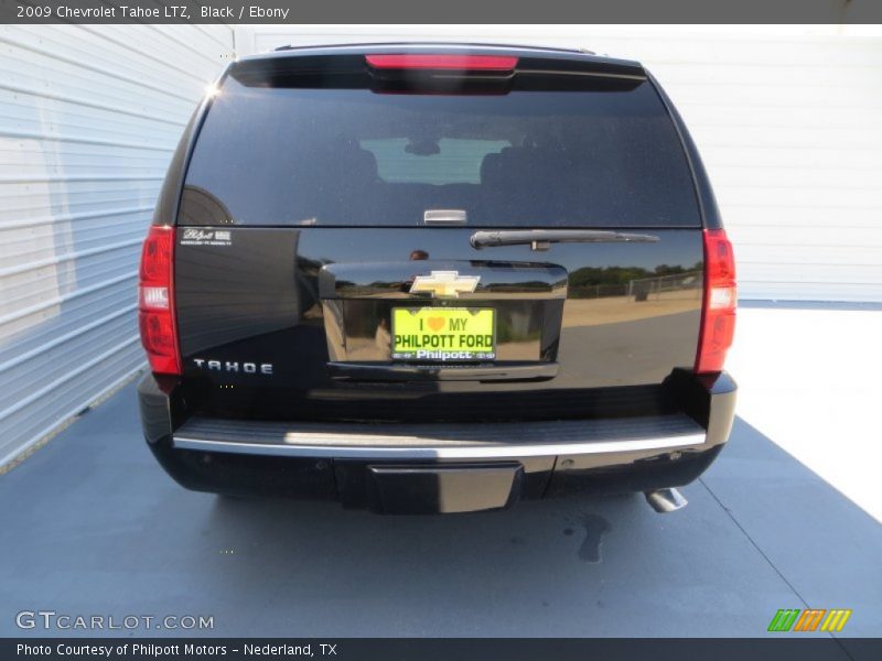 Black / Ebony 2009 Chevrolet Tahoe LTZ