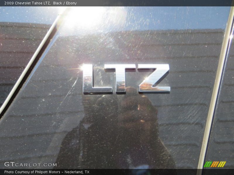 Black / Ebony 2009 Chevrolet Tahoe LTZ