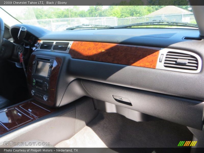 Black / Ebony 2009 Chevrolet Tahoe LTZ