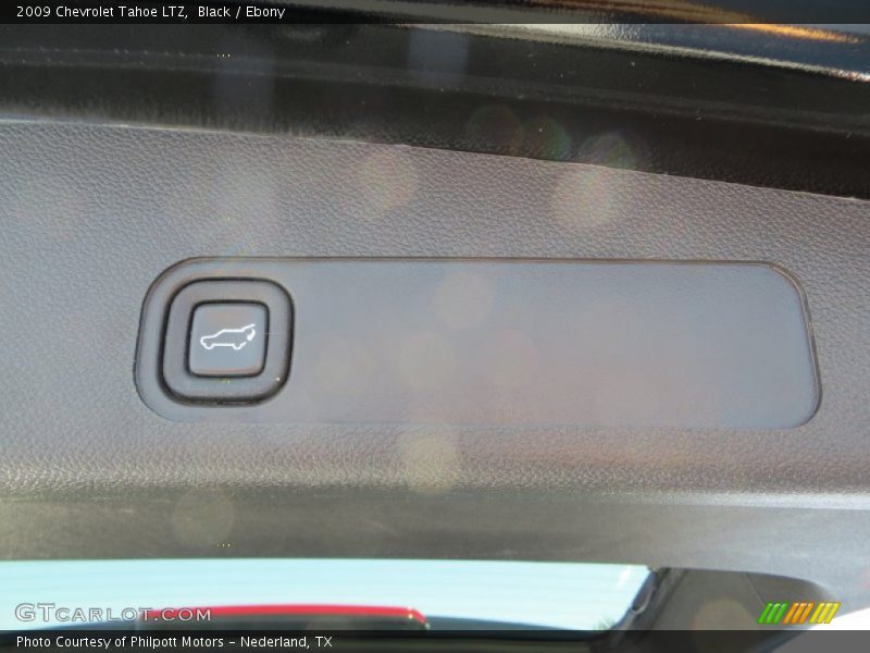Black / Ebony 2009 Chevrolet Tahoe LTZ
