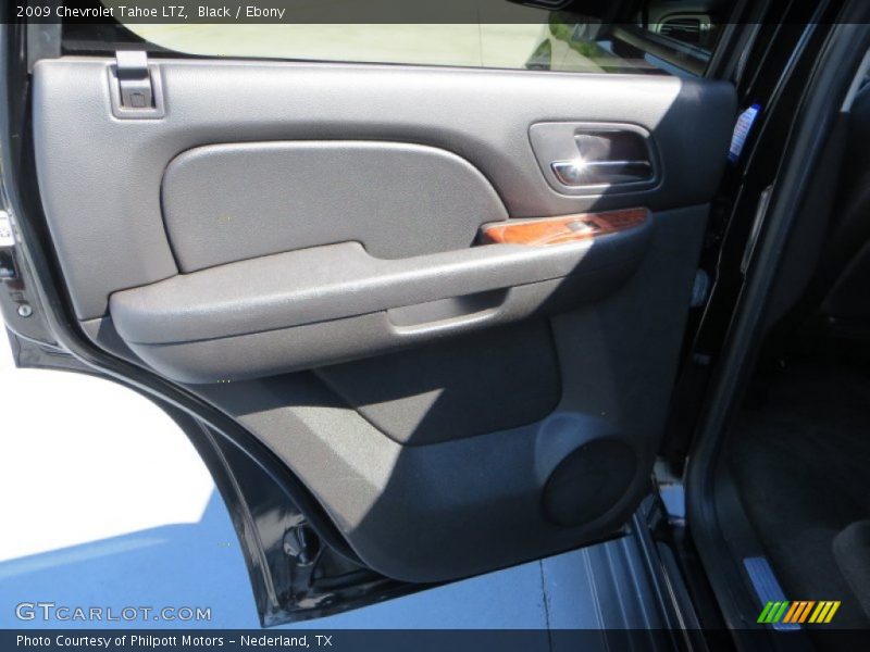 Black / Ebony 2009 Chevrolet Tahoe LTZ