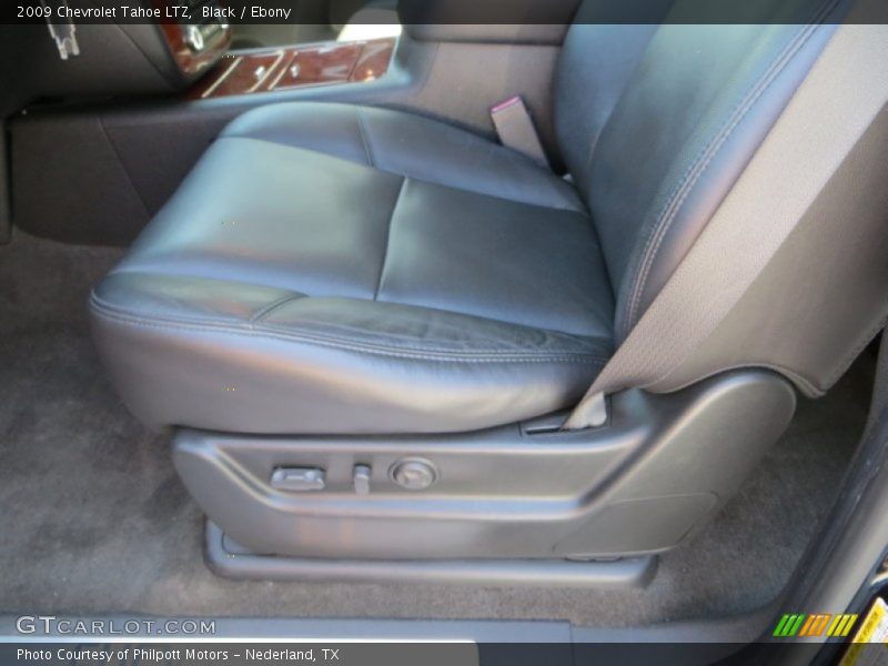 Black / Ebony 2009 Chevrolet Tahoe LTZ