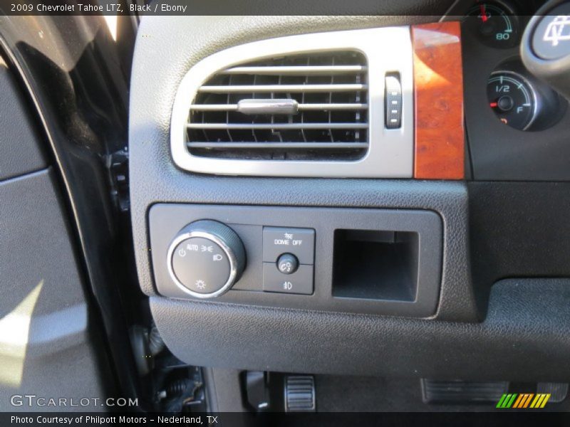 Black / Ebony 2009 Chevrolet Tahoe LTZ