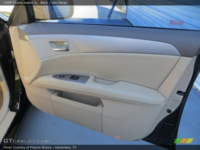 Black / Ivory Beige 2008 Toyota Avalon XL