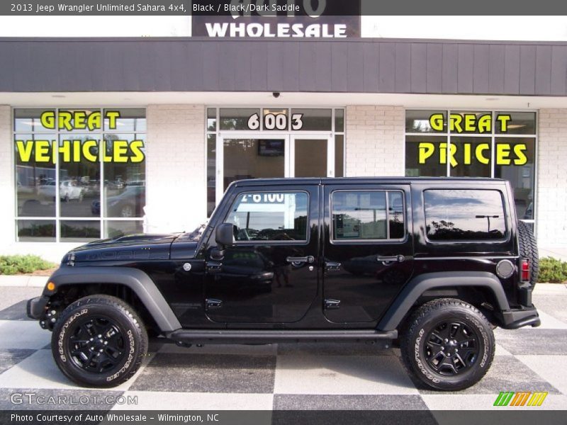 Black / Black/Dark Saddle 2013 Jeep Wrangler Unlimited Sahara 4x4