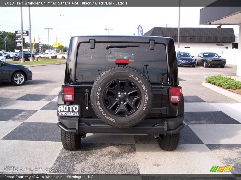 Black / Black/Dark Saddle 2013 Jeep Wrangler Unlimited Sahara 4x4