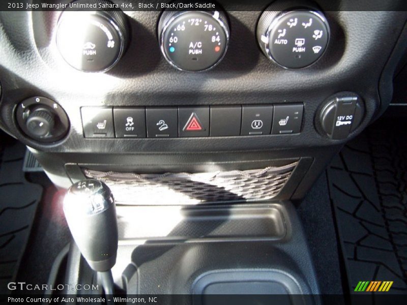 Black / Black/Dark Saddle 2013 Jeep Wrangler Unlimited Sahara 4x4
