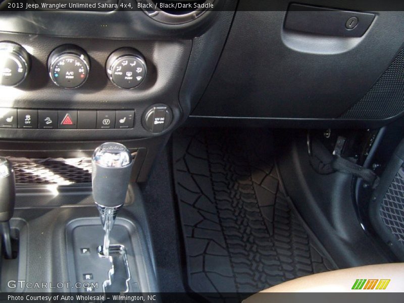 Black / Black/Dark Saddle 2013 Jeep Wrangler Unlimited Sahara 4x4