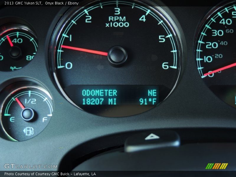 Onyx Black / Ebony 2013 GMC Yukon SLT