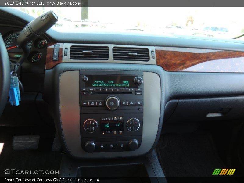 Onyx Black / Ebony 2013 GMC Yukon SLT