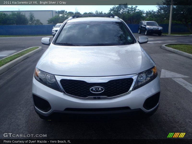 Bright Silver / Gray 2011 Kia Sorento LX V6