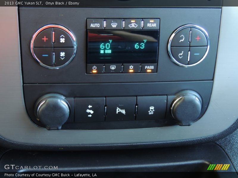 Onyx Black / Ebony 2013 GMC Yukon SLT