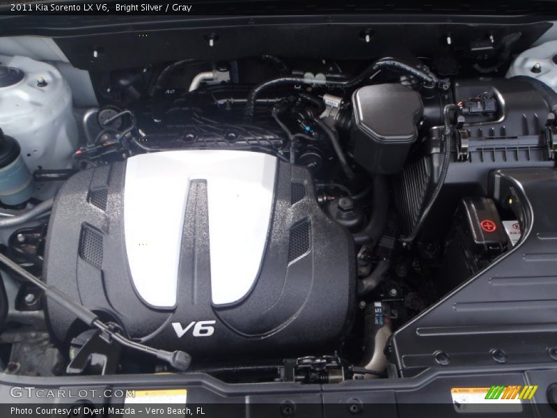 Bright Silver / Gray 2011 Kia Sorento LX V6