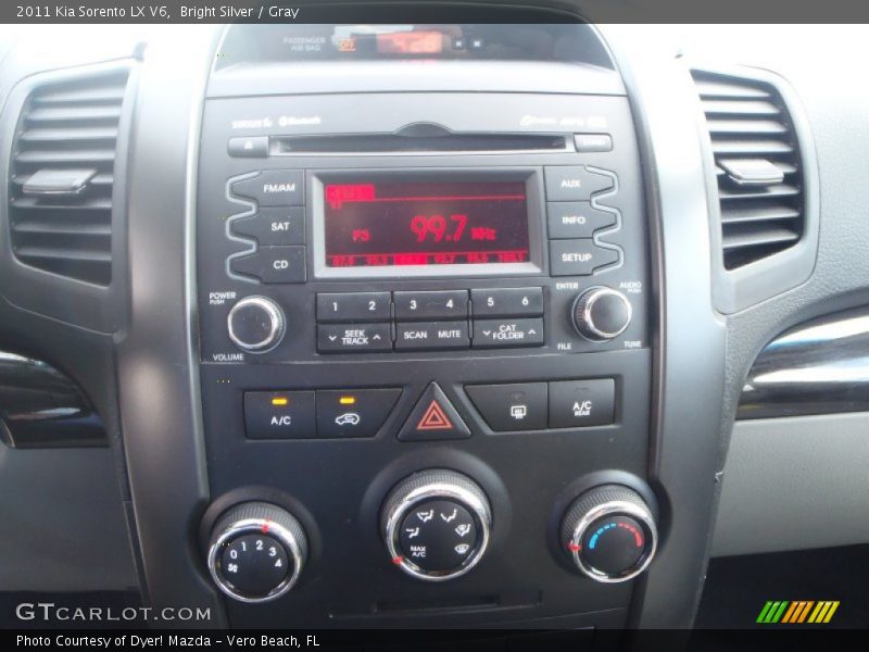 Bright Silver / Gray 2011 Kia Sorento LX V6
