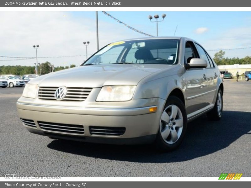 Wheat Beige Metallic / Black 2004 Volkswagen Jetta GLS Sedan