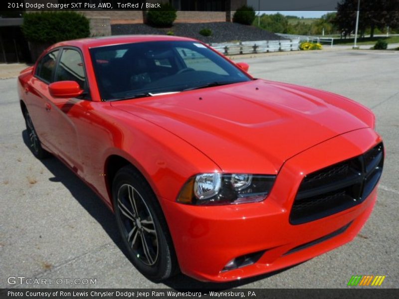 Front 3/4 View of 2014 Charger SXT Plus AWD